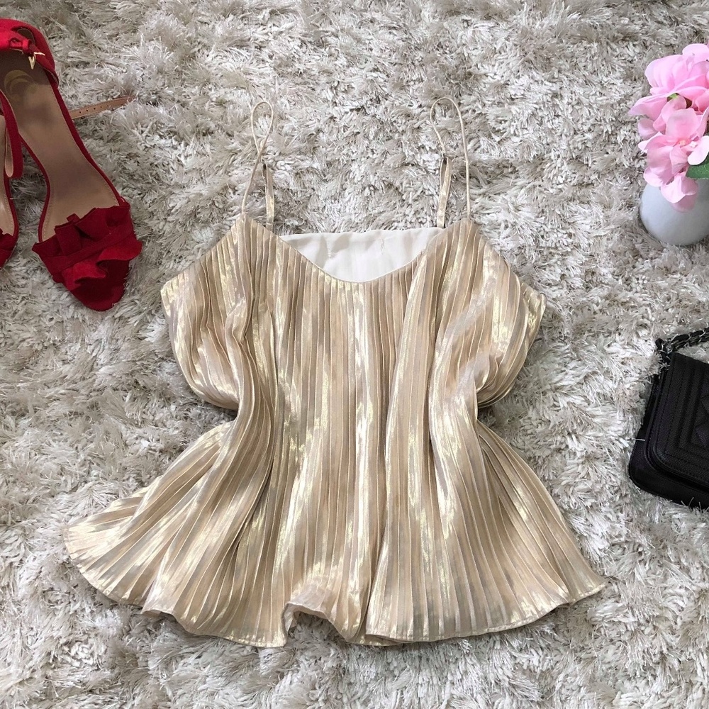 Gold shirt